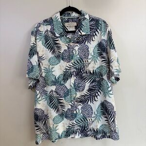 Tommy Bahama Blue Green Tropical Men’s Cabana Shirt Top 100% Silk. Sz L